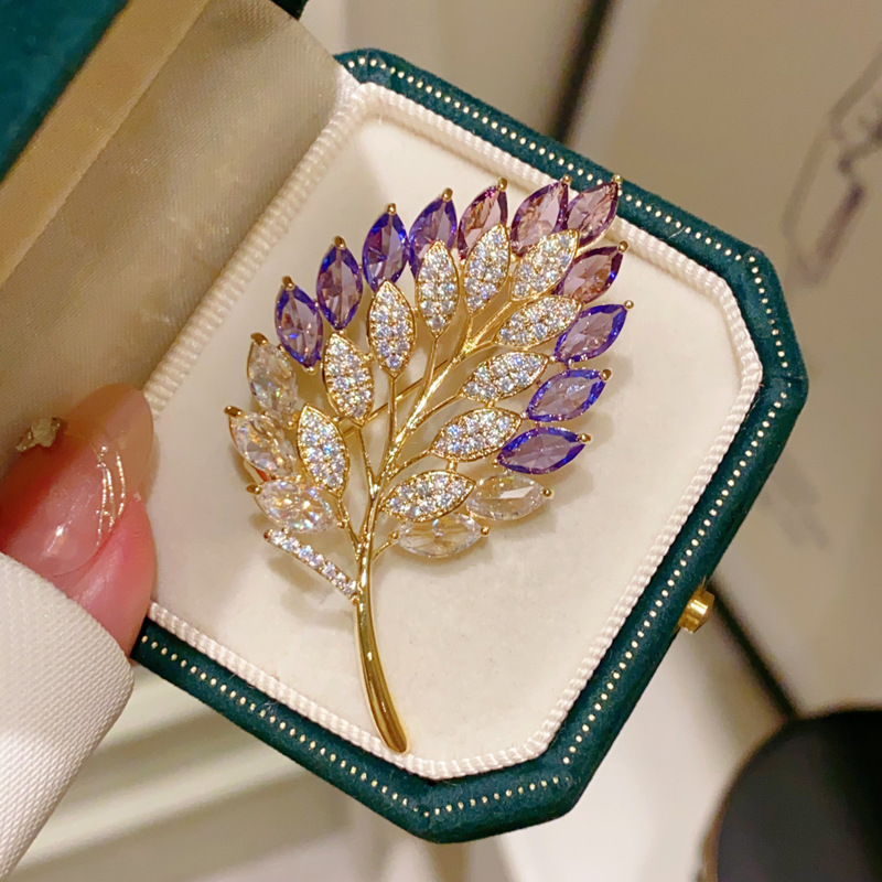 Trâm Cài Áo Lá Đính Phale Tím Cao Cấp - Hình ảnh 2