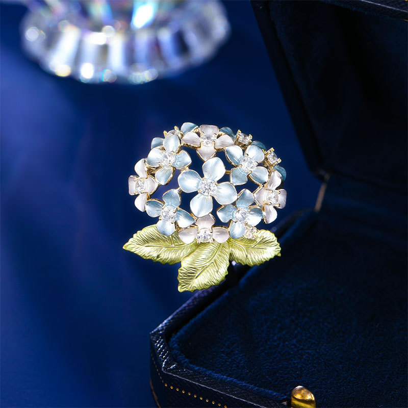 Trâm Cài Áo Hoa Cẩm Tú Cầu Xanh Đính Đá - Hình ảnh 3