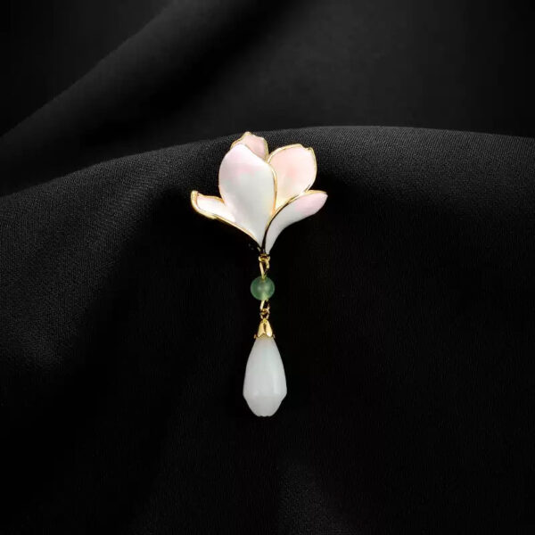 trâm cài áo hoa mộc lan trắng tráng men