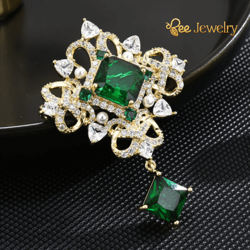 trâm cài áo ngọc lục bảo cao cấp