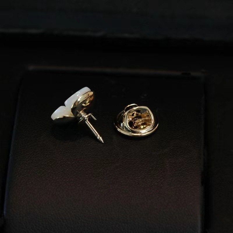 Pin Cài Áo Hoa Mai Trắng - Hình ảnh 6