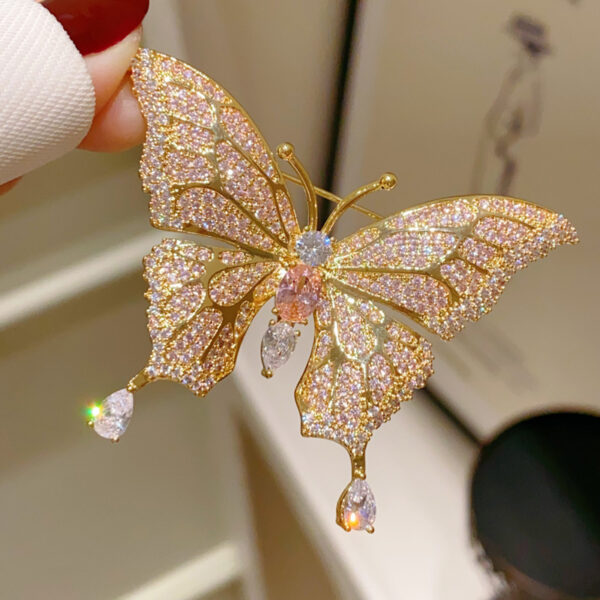 trâm cài áo bươm bướm dính phale hồng