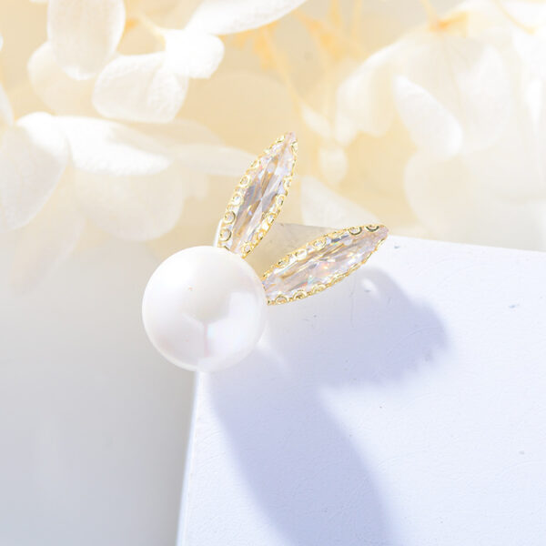 pin cài áo đầu thỏ đính ngọc trai cao cấp