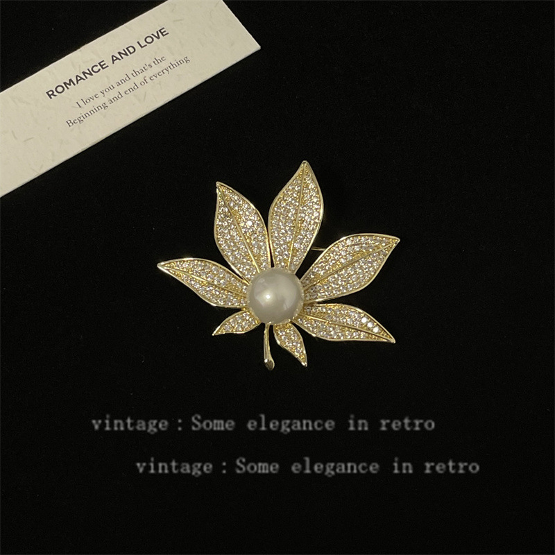 Trâm Cài Áo Chiếc Lá Đính Ngọc Trai - Hình ảnh 7