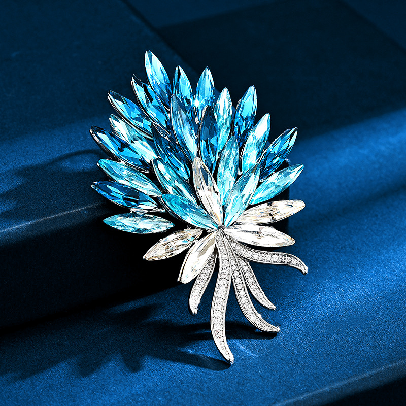 trâm cài áo dành cho mệnh thủy