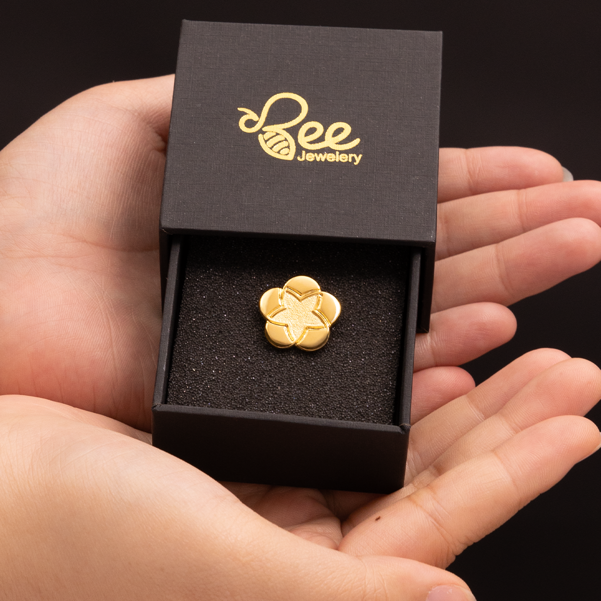 huy hiệu cài áo bidv nhỏ mạ vàng