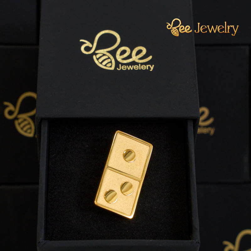 huy hiệu mạ vàng