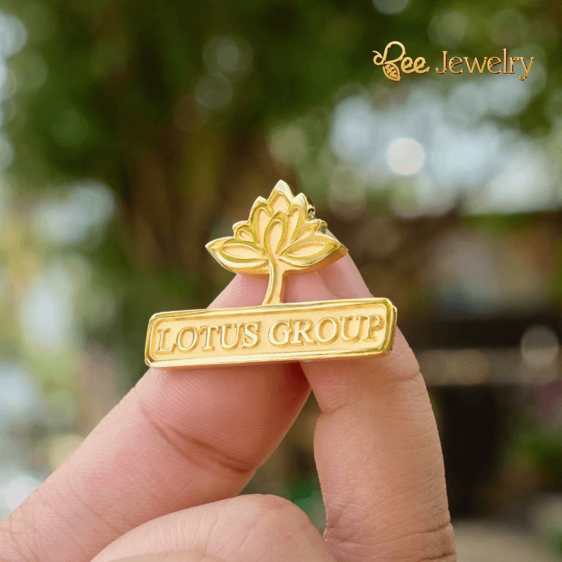 Mẫu gia công huy hiệu mạ vàng cho doanh nghiệp